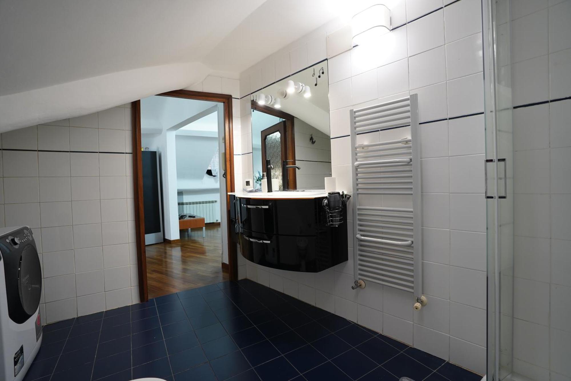 Apartamento Airport & Sea, Large Music-themed Génova